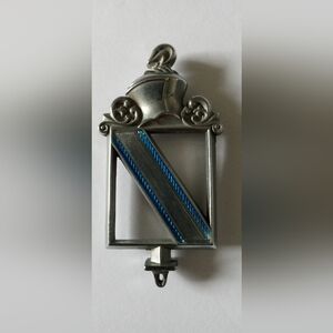 Vintage OEM Buick 1976-78 Chrome Regal Knight Rare Shield Stand Up Hood Ornament